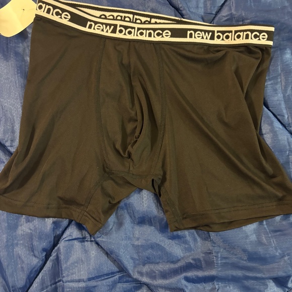 New Balance Men's Black shorts Boxer Briefs - Picture 2 of 5